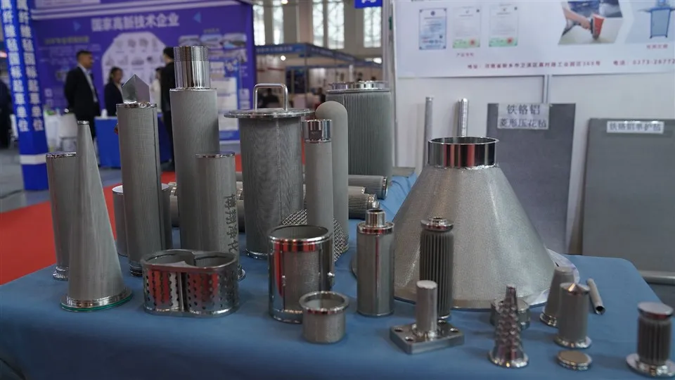 کارخانه به طور مستقیم عنصر فیلتر کارتریج فیلتر روغن هیدرولیک با جریان بالا HC6200FAT4H HC6200FHT4H را تامین می کند