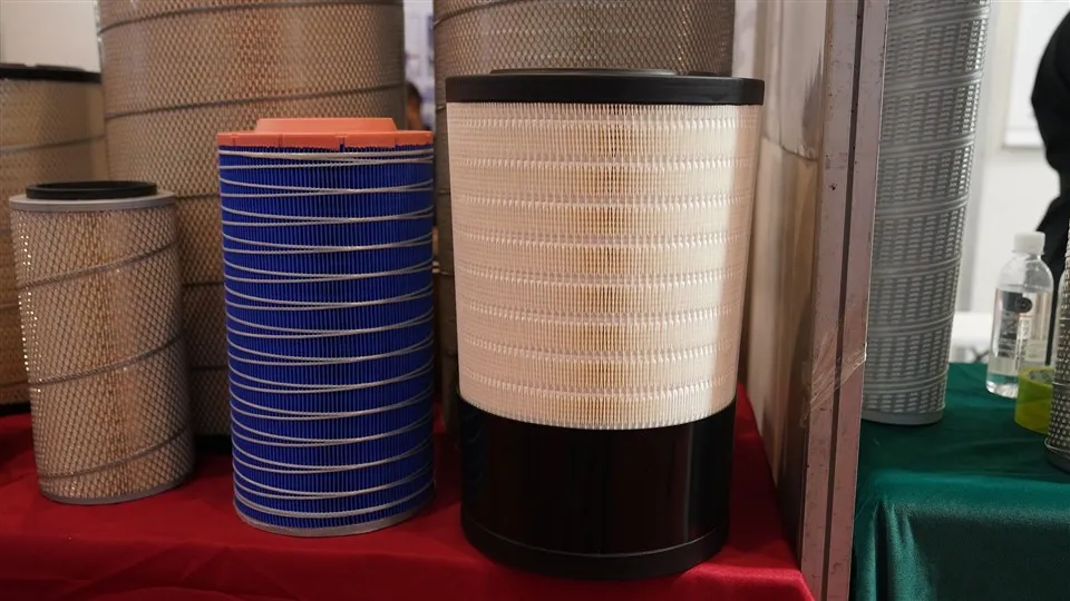 تجهیزات ماشین آلات قطعات لوازم یدکی قطعات فلزی فیلتر کامیون سنگین